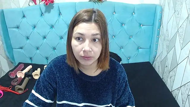 Snapshot of AdaFawxx chatting on 02.18.25 AdaFawxx online show from 02.18.25