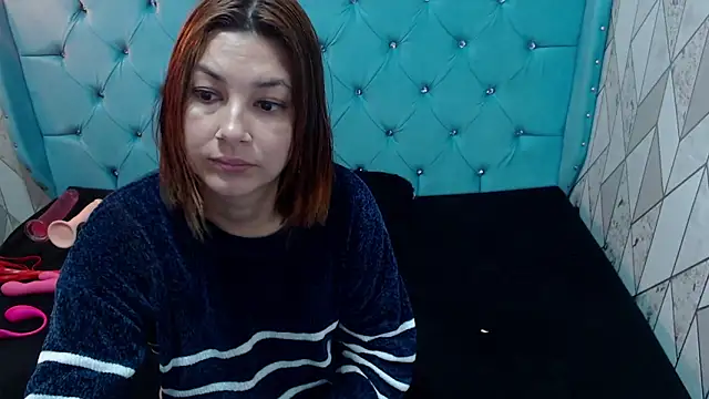 Snapshot of AdaFawxx chatting on 02.18.25 AdaFawxx online show from 02.18.25