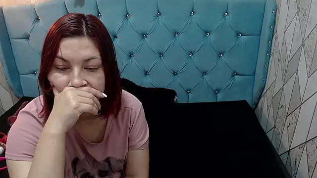 Snapshot of AdaFawxx chatting on 03.01.25 AdaFawxx online show from 03.01.25