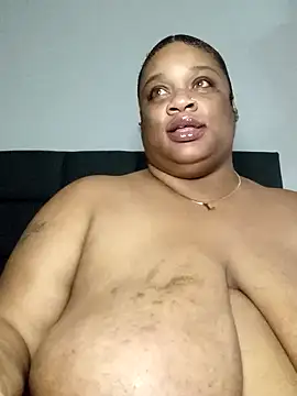 Snapshot of NaughtyHottieBBW chatting on 02.05.25 NaughtyHottieBBW online show from 02.05.25