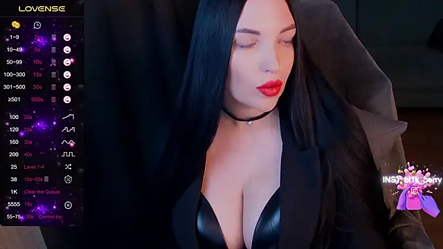 Snapshot of blackberry_star chatting on 12.05.24 blackberry star online show from 12.05.24