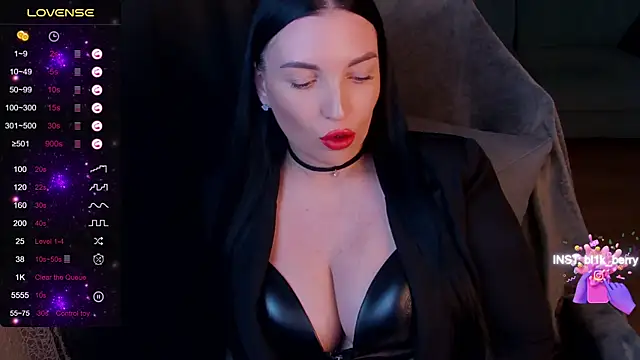 Snapshot of blackberry_star chatting on 12.05.24 blackberry star online show from 12.05.24