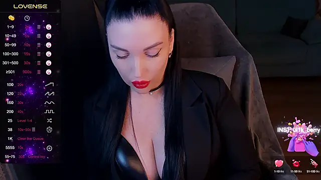 Snapshot of blackberry_star chatting on 12.12.24 blackberry star online show from 12.12.24