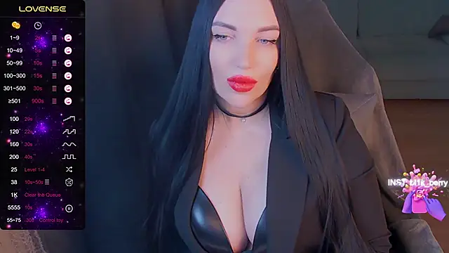 Snapshot of blackberry_star chatting on 12.13.24 blackberry star online show from 12.13.24