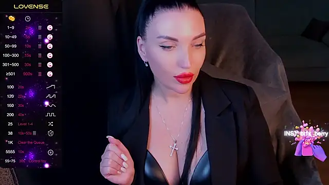 Snapshot of blackberry_star chatting on 12.14.24 blackberry star online show from 12.14.24