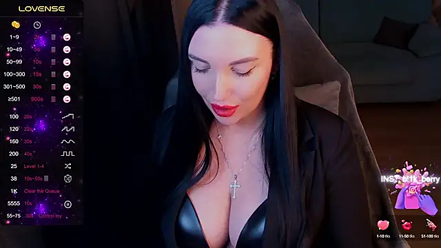 Snapshot of blackberry_star chatting on 12.15.24 blackberry star online show from 12.15.24