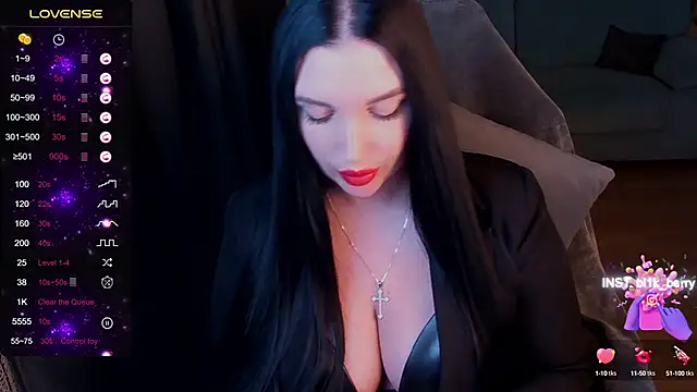 Snapshot of blackberry_star chatting on 12.23.24 blackberry star online show from 12.23.24