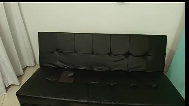 Snapshot of martinaclark chatting on 02.27.25 martinaclark online show from 02.27.25