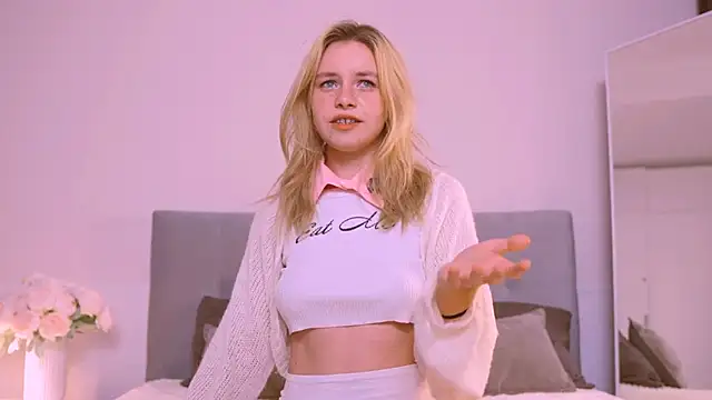 FapClubFamm online show from 09.19.25