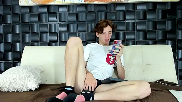 daniel hot03 online show from 03.21.25