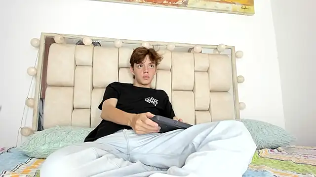 daniel hot03 online show from 10.20.25