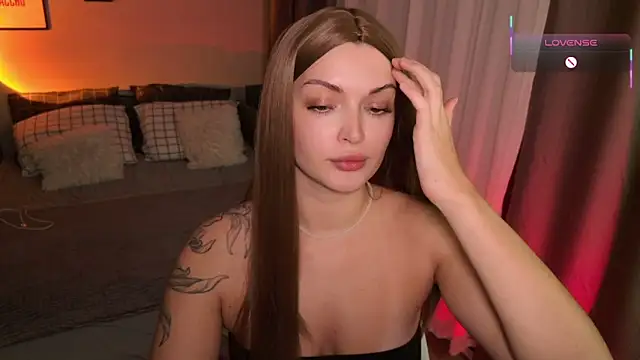 LancasterLady online show from 04.18.26