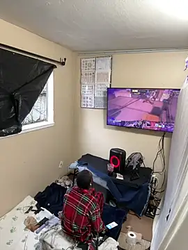 Snapshot of SideGhost chatting on 12.22.25 SideGhost online show from 12.22.25