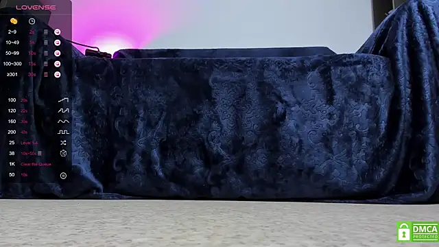 Agatta Smith online show from 04.18.26