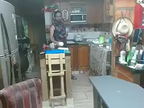 Snapshot of Dr_Pocholate84 chatting on 02.12.25 Dr Pocholate84 online show from 02.12.25