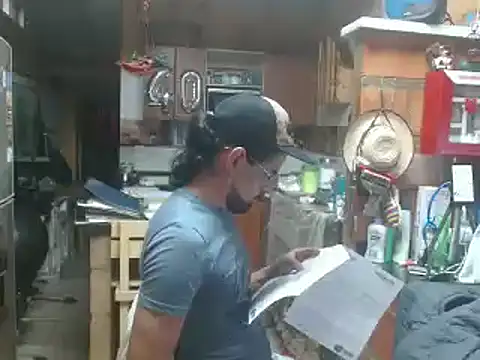 Snapshot of Dr_Pocholate84 chatting on 02.23.25 Dr Pocholate84 online show from 02.23.25