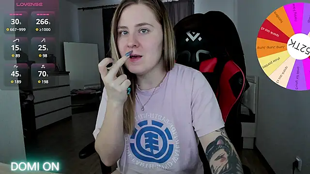 Olivia Munk online show from 01.16.25