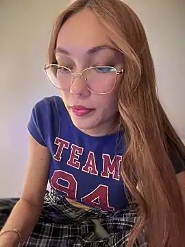 MichelleFerry  online show from 02.06.25