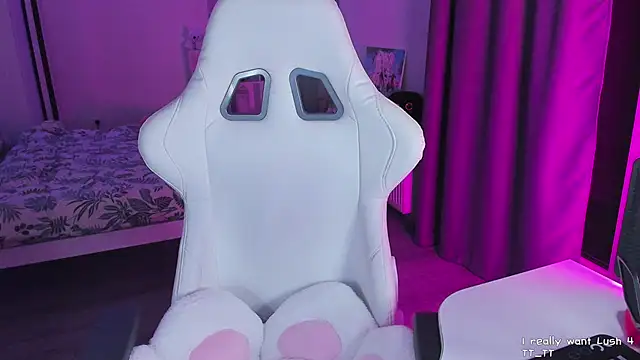 Yumi Youkai online show from 02.21.25