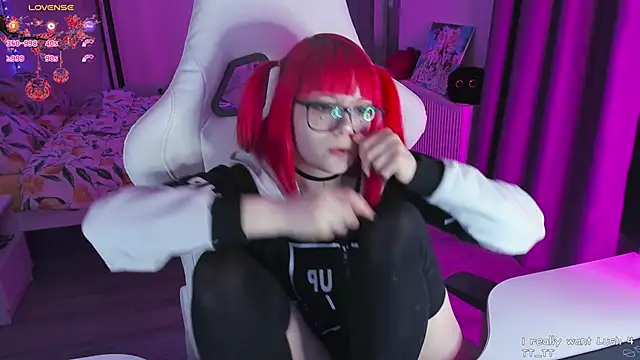 Yumi Youkai online show from 03.01.25