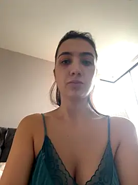 AnnaCastillo  online show from 10.26.25