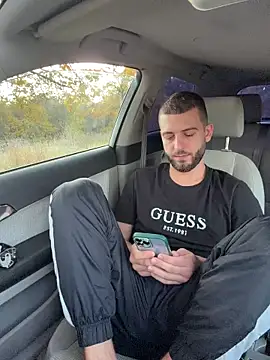 ElChapoGuzman95 online show from 10.29.25