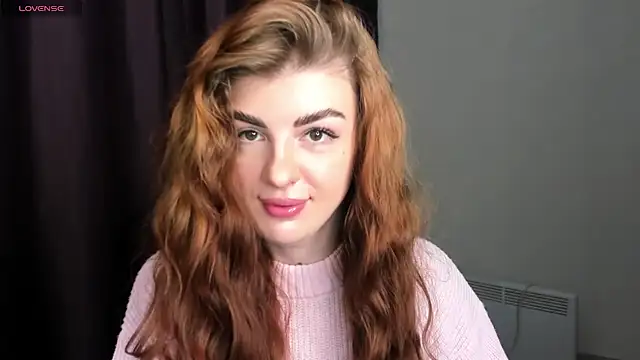  comefeelme  online show from 01.26.25