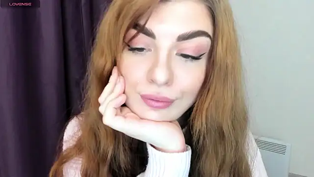  comefeelme  online show from 01.26.25