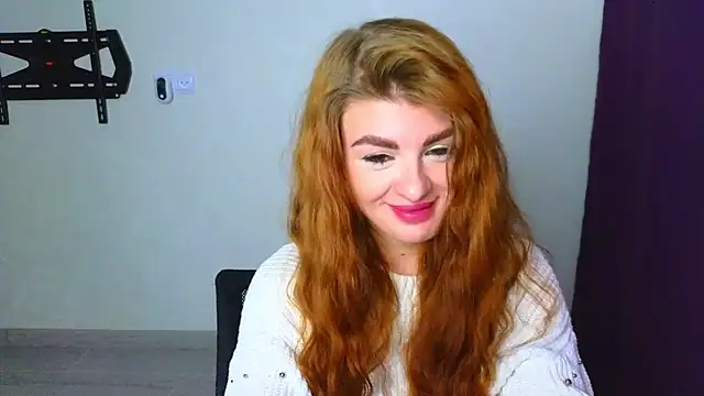  comefeelme  online show from 02.14.25