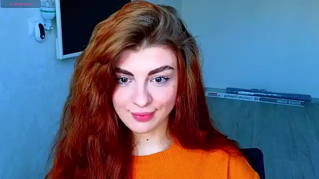  comefeelme  online show from 02.23.25