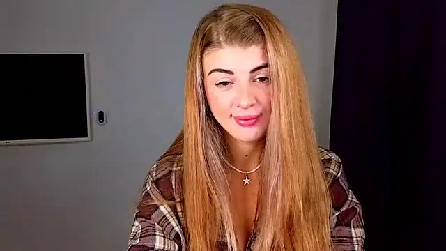  comefeelme  online show from 10.18.25