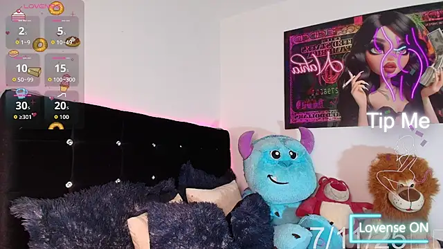 NahiaFox online show from 11.07.25