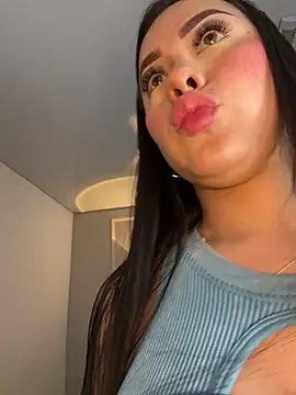 Miss blue69 online show from 12.18.25