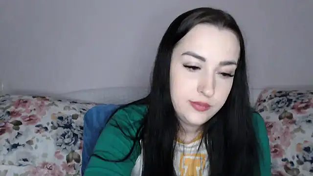 Snapshot of vitalina_freedom chatting on 01.25.25 vitalina freedom online show from 01.25.25