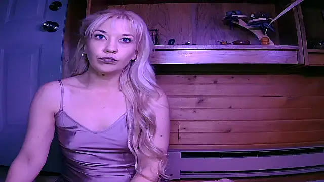 lyra rose online show from 03.22.25