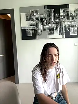 Nura n Sarah online show from 12.08.24