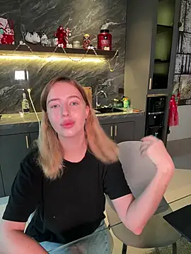 Nura n Sarah online show from 01.11.25