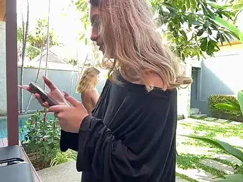 Nura n Sarah online show from 02.26.25