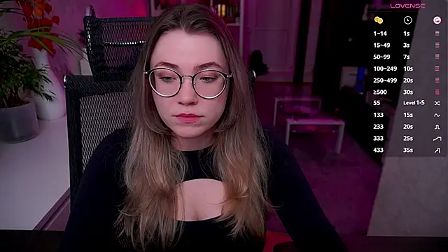 RemyCute online show from 04.10.26