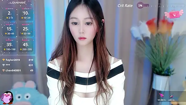 Snapshot of Aimee-520 chatting on 12.22.24 Aimee-520 online show from 12.22.24