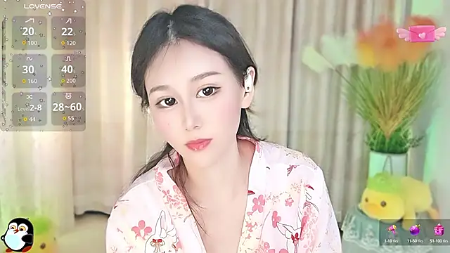 Snapshot of Aimee-520 chatting on 09.15.25 Aimee-520 online show from 09.15.25