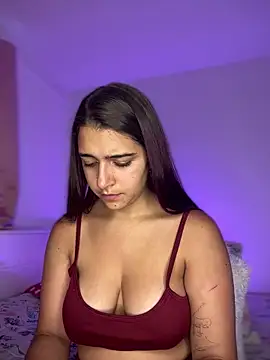 Alicia Ruiz online show from 02.18.25