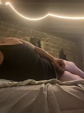 bigzae82 online show from 02.04.25