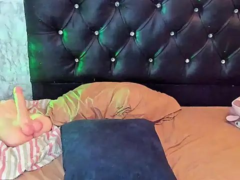 Snapshot of TATIANA_LOPEZ19 chatting on 01.30.25 TATIANA LOPEZ19 online show from 01.30.25