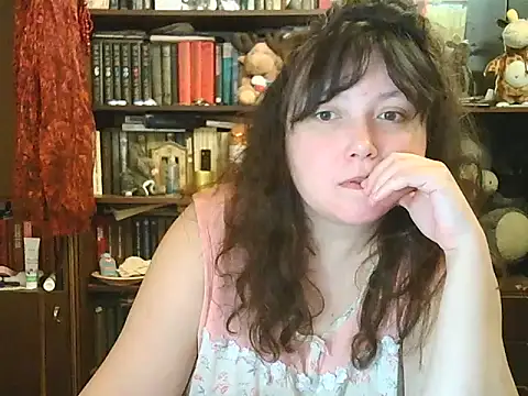 CarrieQPeach online show from 11.27.25