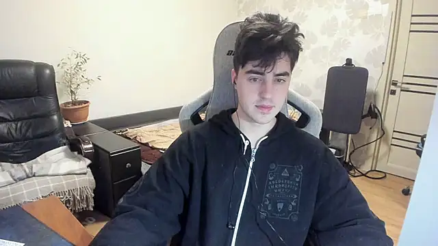 Knuckles17 online show from 12.04.25