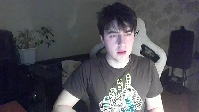 Snapshot of Knuckles17 chatting on 02.15.26 Knuckles17 online show from 02.15.26