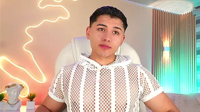 Snapshot of MatiasKorn chatting on 06.21.26 MatiasKorn online show from 06.21.26