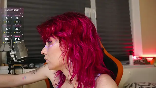 BlueCherryy online show from 11.03.25