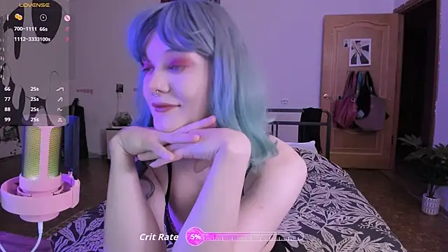 Snapshot of cyber_whore_ chatting on 09.16.25 cyber whore online show from 09.16.25